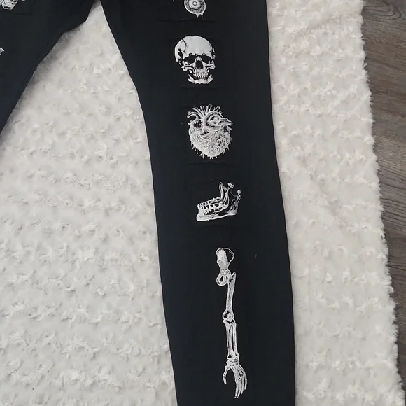 NEW Hot Topic Black Anatomy Patches Stinger Jeans Goth Dark Grunge Size 40 - Picture 5 of 10